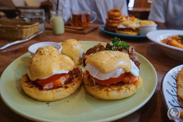 1503821099-100784617_n.jpg?v=1503822597