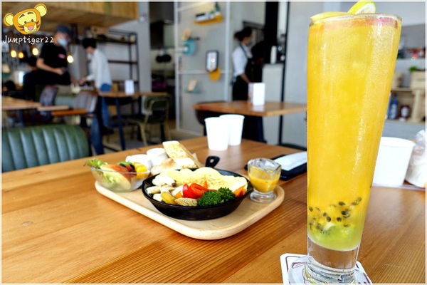 1504269115-3148331392_n.jpg?v=1504269237