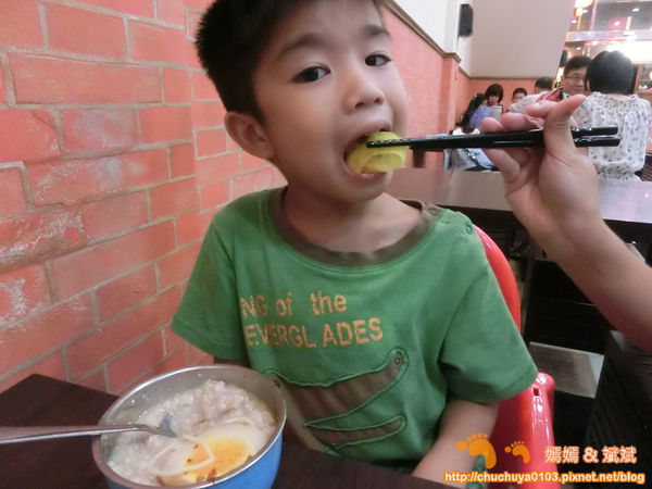 1505191093-1350827740_n.jpg?v=1505191149