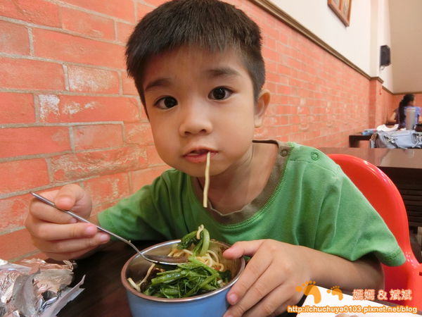 1505191015-2396998145_n.jpg?v=1505191149