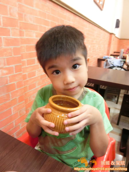 1505190927-3816422706_n.jpg?v=1505191149