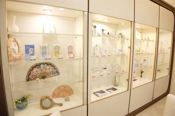 1514549617-885402310_n.jpg?v=1514549671