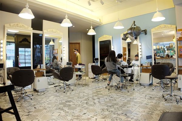 1516114055-3727247285_n.jpg?v=1516114127