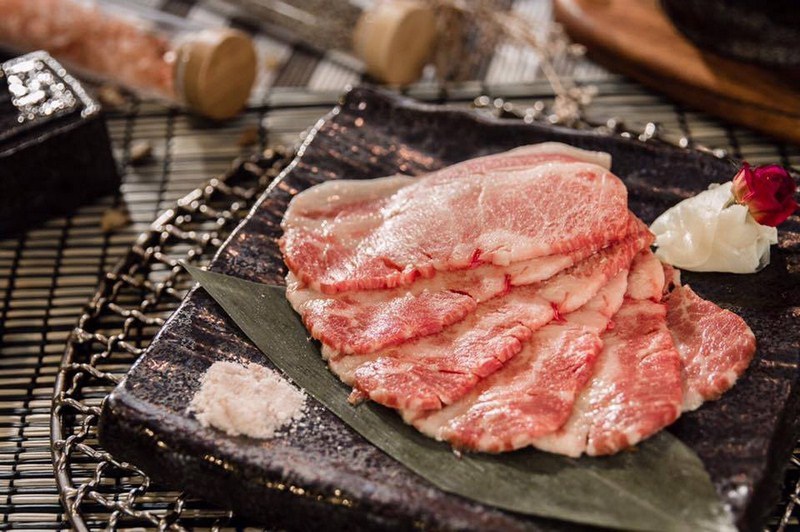 1516548472-79364598.jpg?v=1516548478