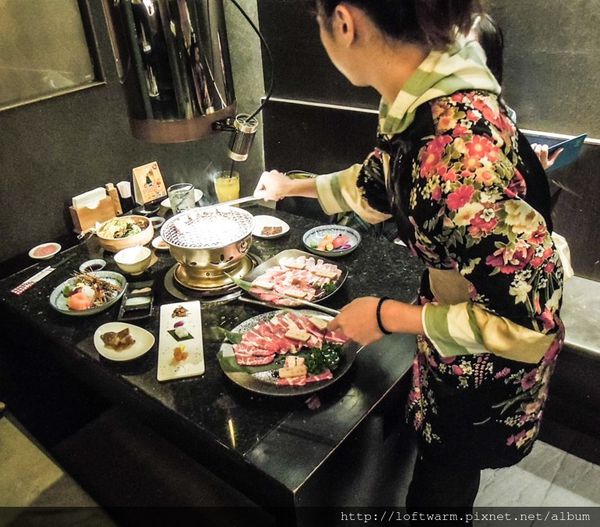 1513823397-4010717797_n.jpg?v=1513823415