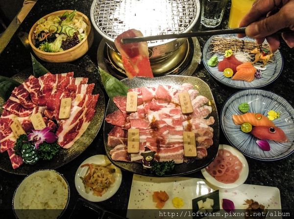 1513823103-3750455384_n.jpg?v=1513823106