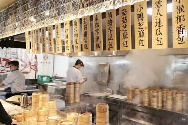 1515047488-425886239_n.jpg?v=1515047549