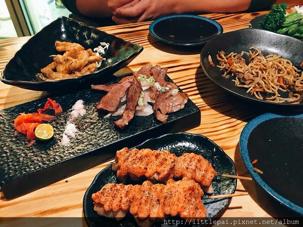 1516087887-1086898150_n.jpg?v=1516087977