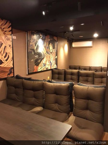 1516087890-754044215_n.jpg?v=1516087977