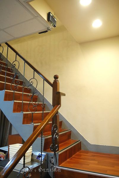 1517318414-2926530572_n.jpg?v=1517318429