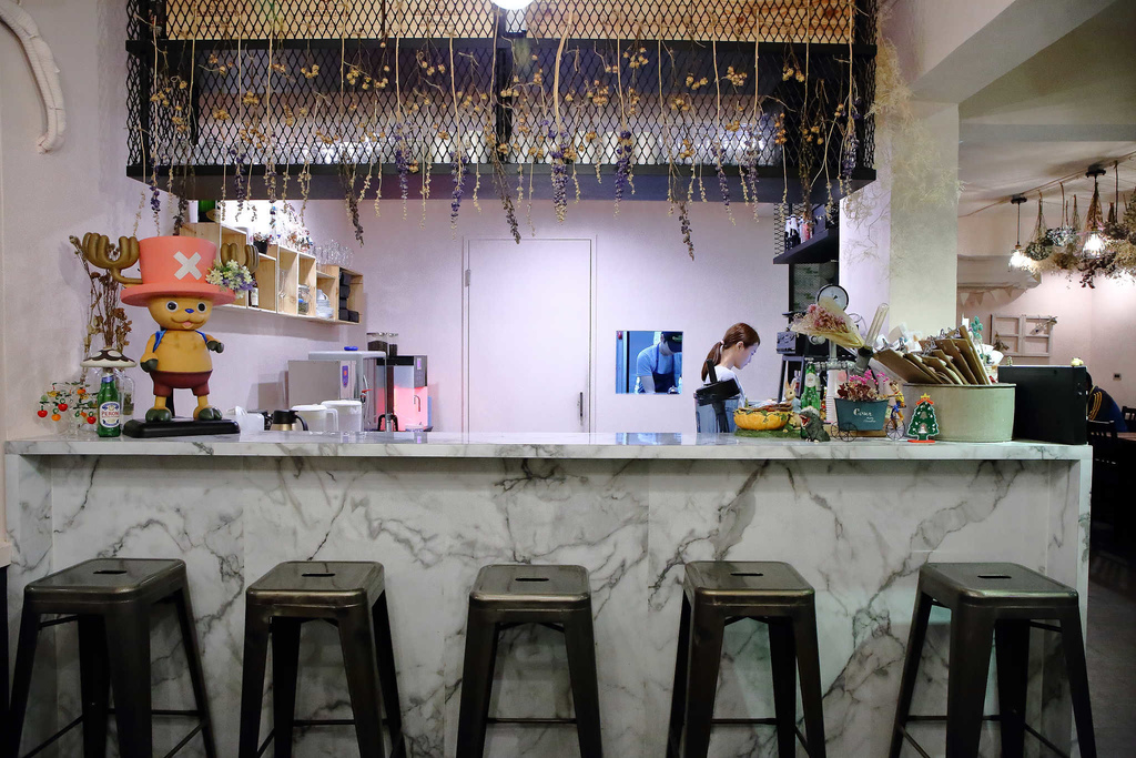 1518050957-167841767_l.jpg?v=1518050987