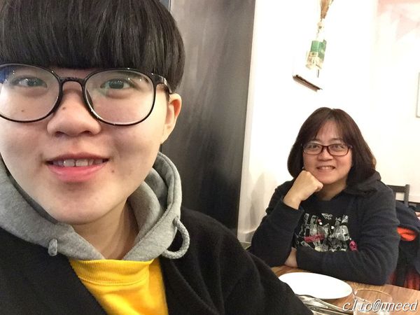 1518099263-507498123_n.jpg?v=1518099319