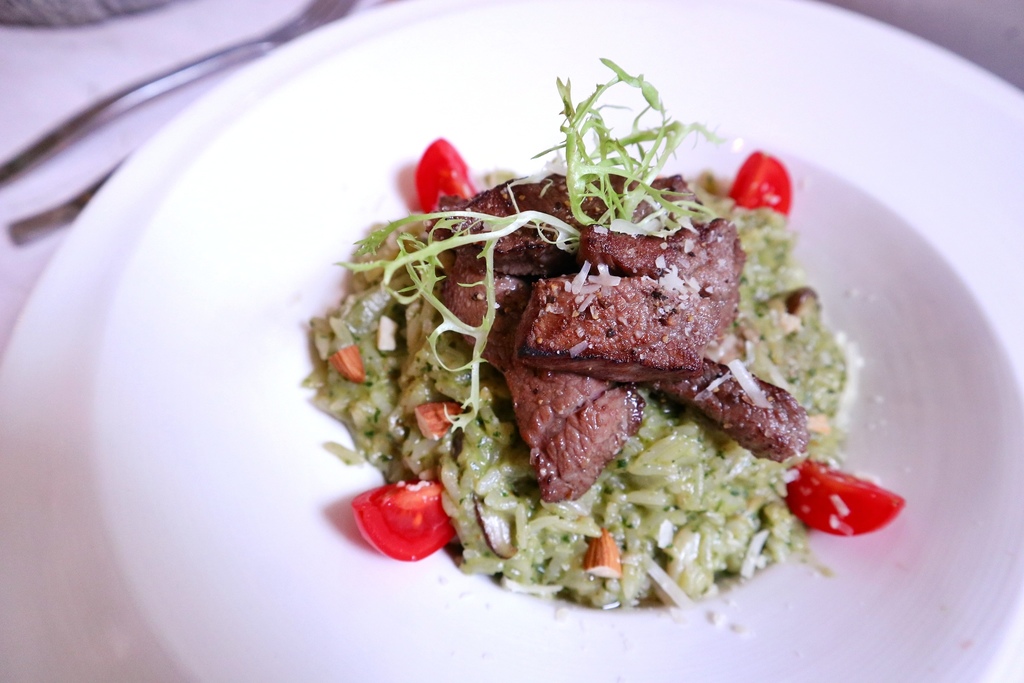 1517396730-570052915_l.jpg?v=1517396845