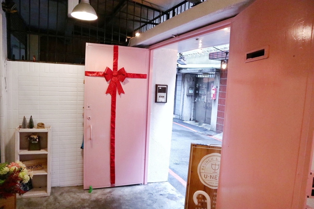 1517396762-46392585_l.jpg?v=1517396845