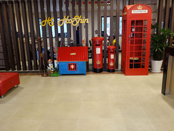 1517706005-936372781_n.jpg?v=1517706479