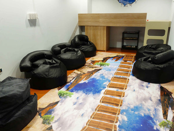 1517705996-492030910_n.jpg?v=1517706479