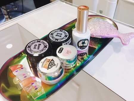 1518493648-4075537073_m.jpg?v=1518493657