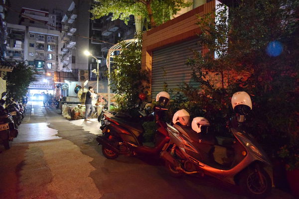 1517234783-2929116365_n.jpg?v=1517234794