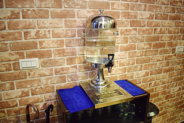 1517234049-1720170031_n.jpg?v=1517234092