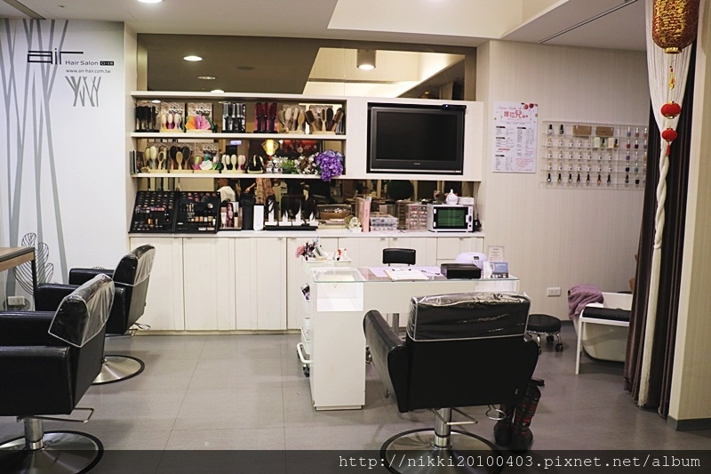 1518442240-1829229646.jpg?v=1518444076