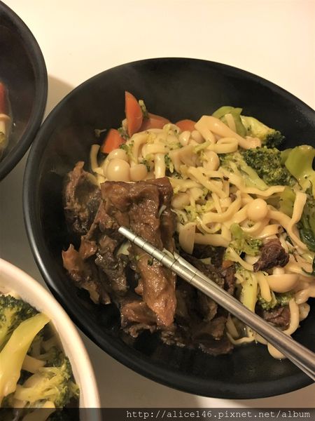 1518183116-823124468_n.jpg?v=1518183729