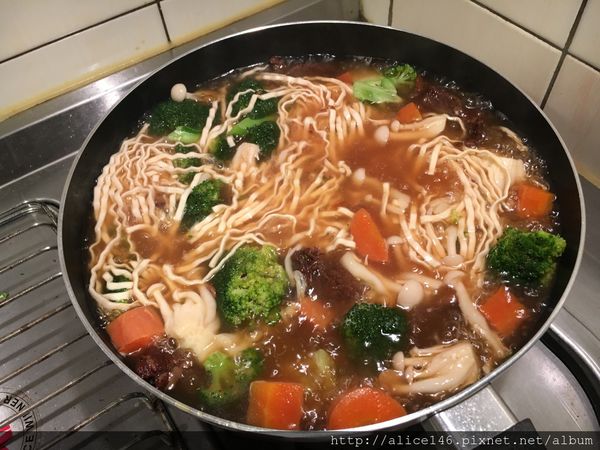 1518183111-2662435186_n.jpg?v=1518183728