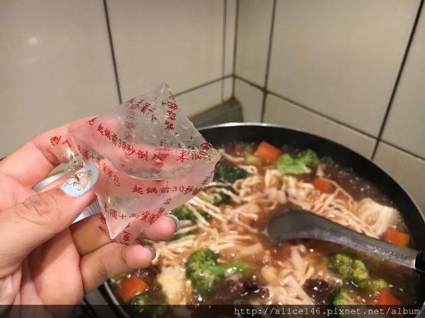 1518183111-2829823818_n.jpg?v=1518183728