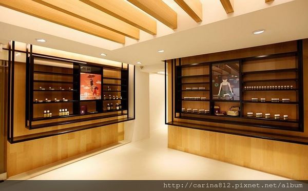 1519457523-2976791925_n.jpg?v=1519457762