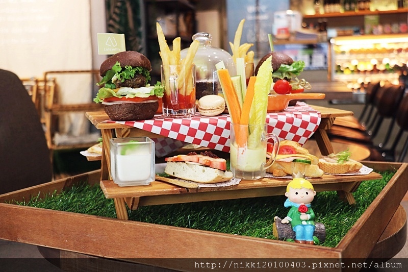 1523118797-3272151024.jpg?v=1523118813