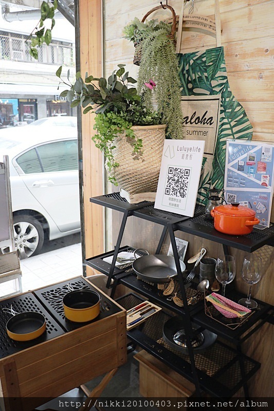 1523118787-113285475.jpg?v=1523118812