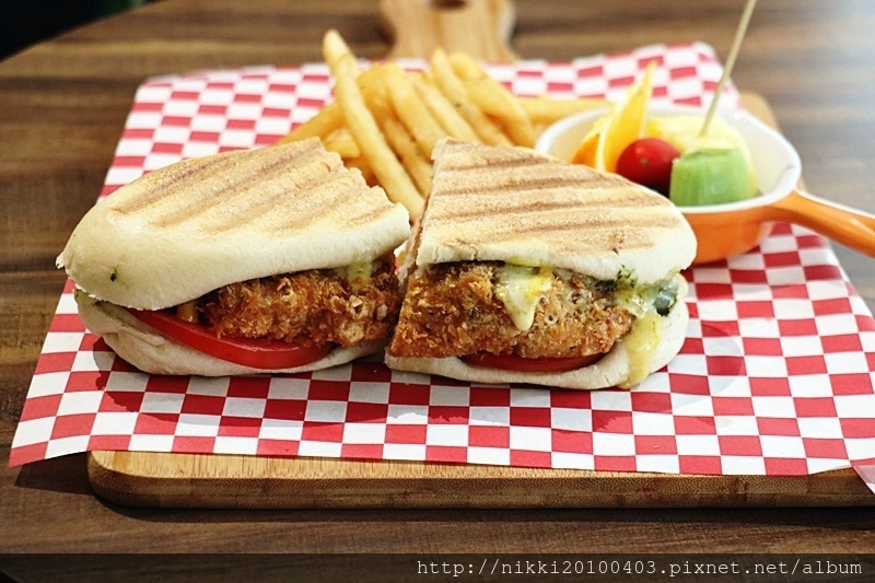 1523118801-2004695531.jpg?v=1523118813