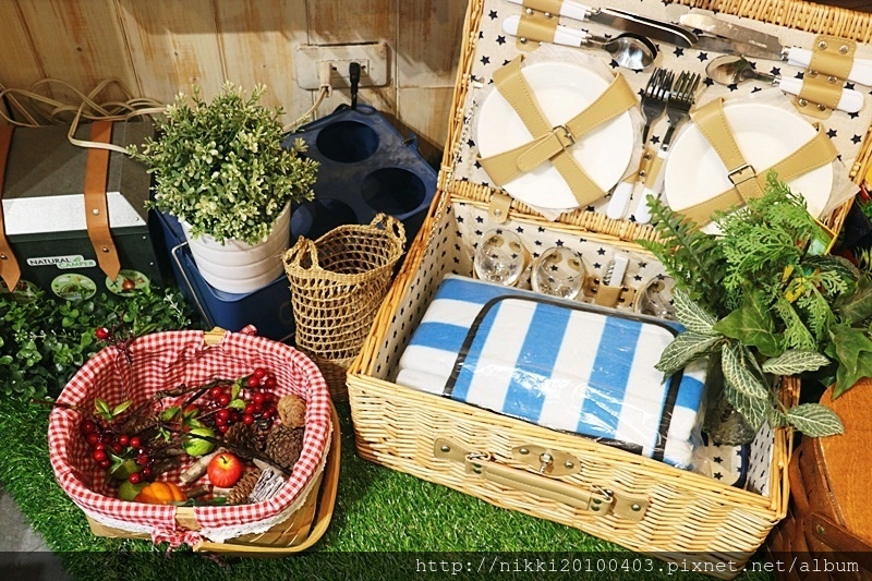 1523118788-3930931862.jpg?v=1523118812