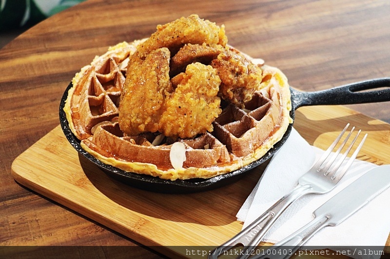 1523118799-3553817020.jpg?v=1523118813