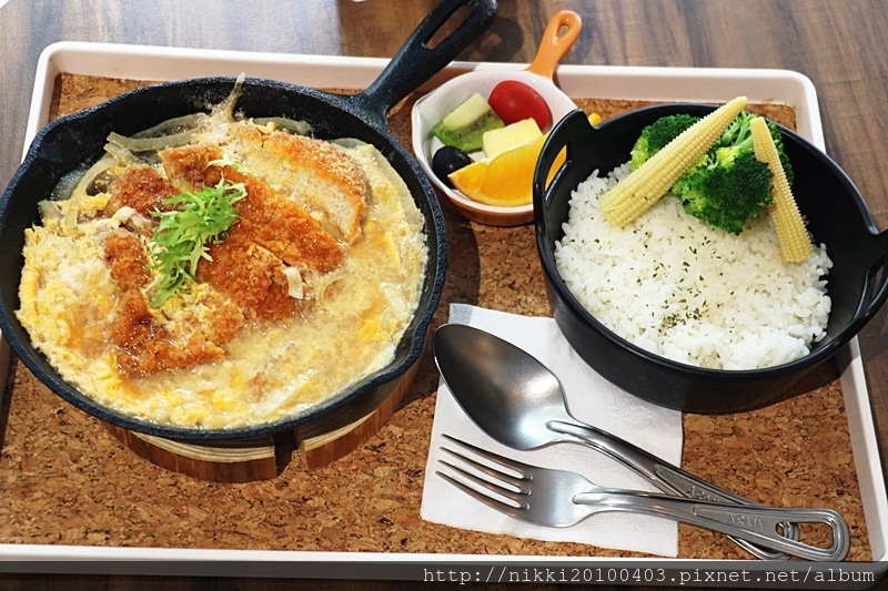 1523118798-3746265117.jpg?v=1523118813