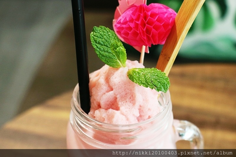 1523118798-3572506827.jpg?v=1523118813