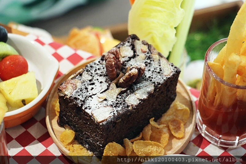 1523118795-1591042530.jpg?v=1523118813