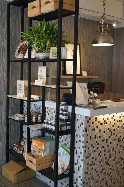 1522987022-1030727870_n.jpg?v=1522987337