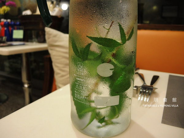 1524749183-4183980231_n.jpg?v=1524749237