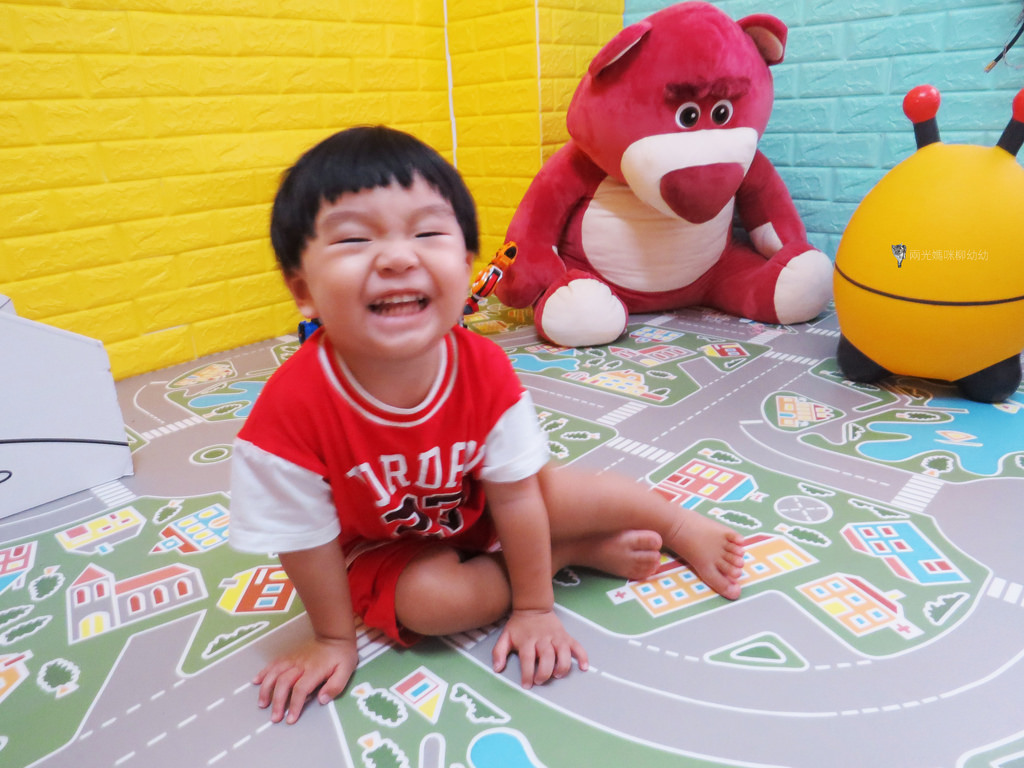 fuming富銘地板-繽紛毯(兩光媽咪柳幼幼) (44)