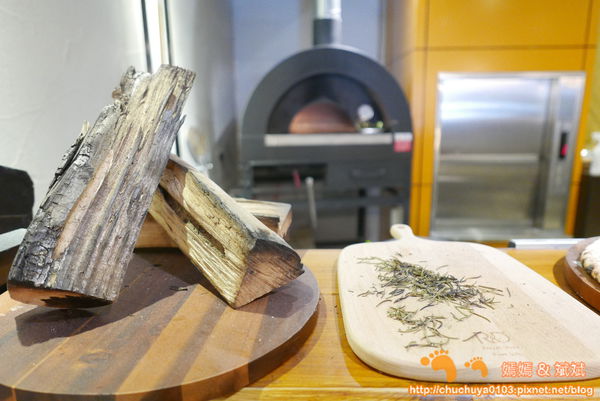 1524808958-665006433_n.jpg?v=1524809667