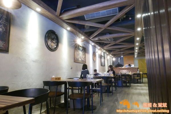 1524808934-2501640825_n.jpg?v=1524809667