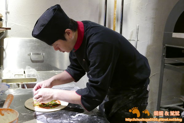 1524809125-676707853_n.jpg?v=1524809667