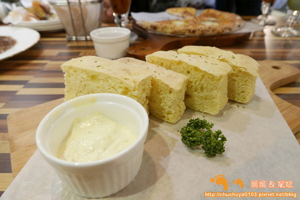 1524809063-1719830313_n.jpg?v=1524809668