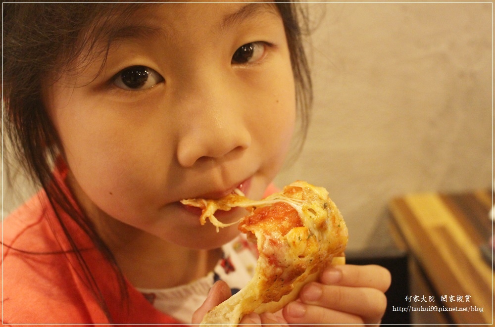 桃園中壢YZY窯主義手拍披薩 21.JPG