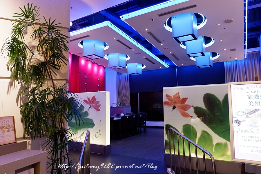 1525077782-14245801.jpg?v=1525077951