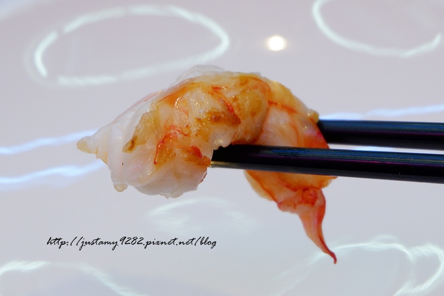 1525077793-2771100965.jpg?v=1525077952