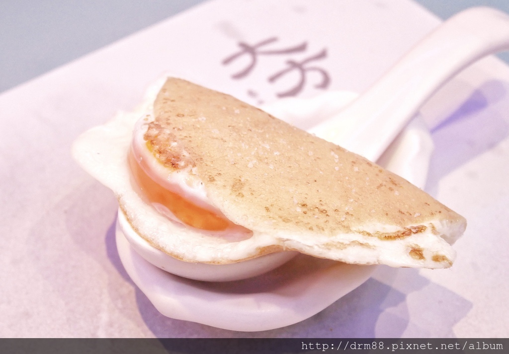 1523937335-2663269038_l.jpg?v=1524031077