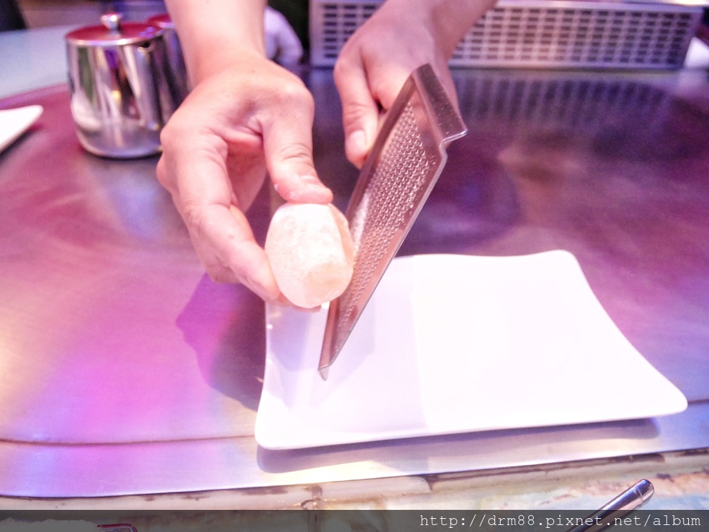 1523937290-3929276846_l.jpg?v=1524031077