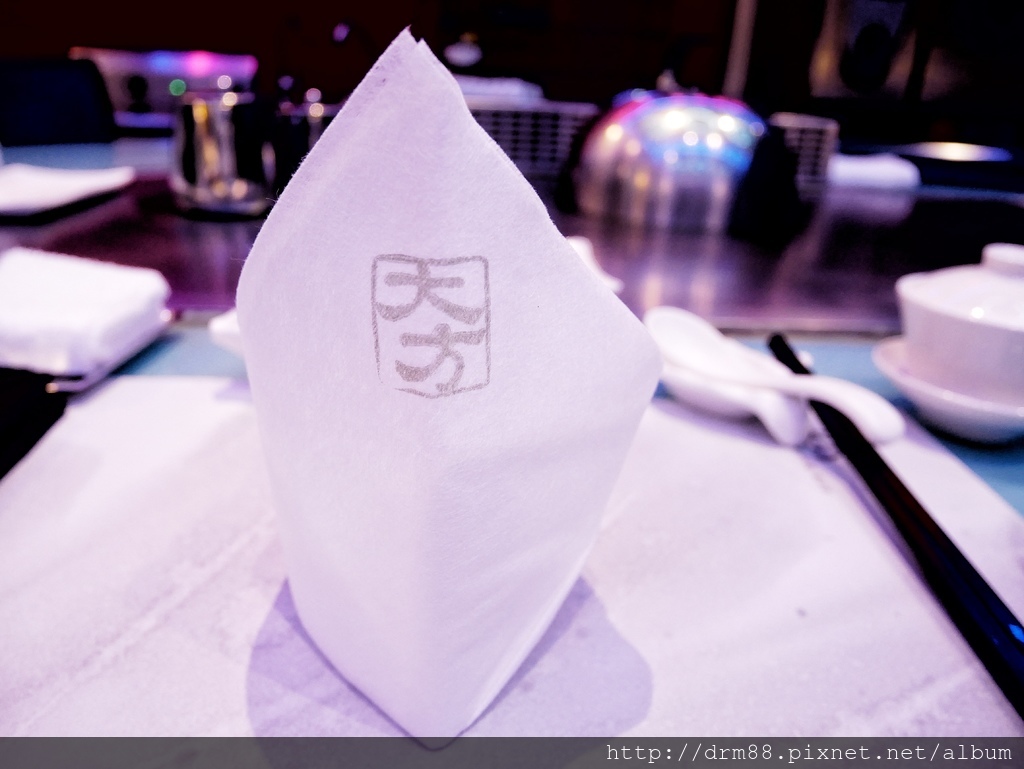 1523937385-4161328472_l.jpg?v=1524031077