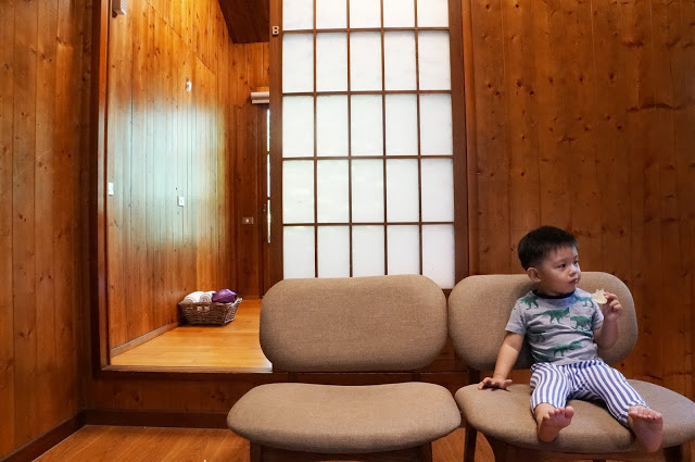 【旅遊】台中隱藏秘境-台中八仙山莊渡假小木屋│檜木四人房│谷關民宿│八仙山森林遊樂區